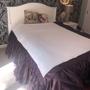 Professionally made King Bedskirt/2Accent Pillows